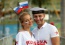 Поддержать сборную России в далекую Бразилию тоже приехали веселые ребята.
